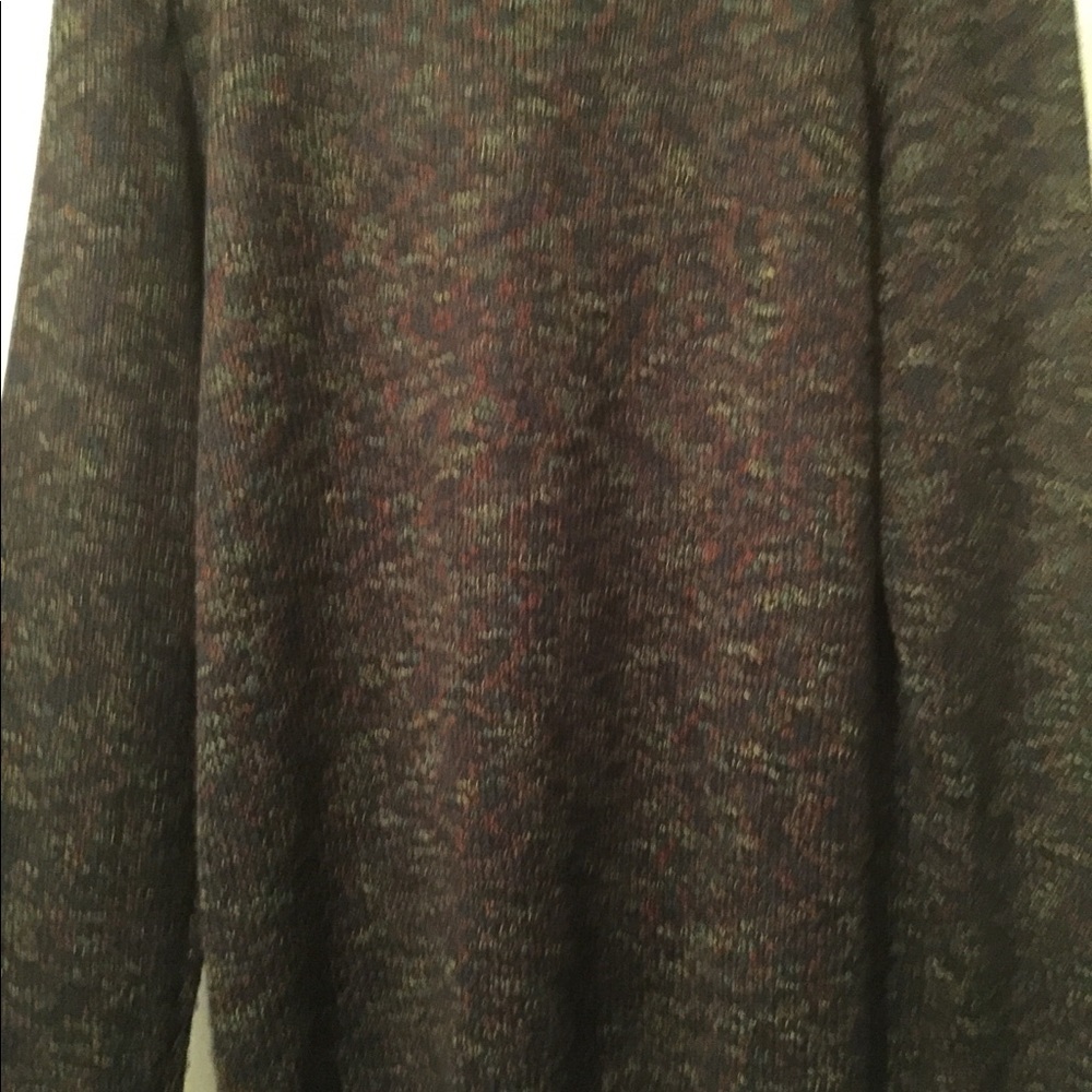 Sweater - Picture 4 of 5